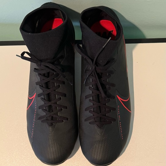 Nike Men’s Mercurial Soccer Shoes Cleats with Sock Black Red Worn Once 12 - Picture 5 of 6